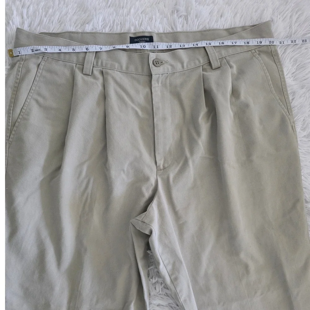Dockers‎ Mens Pleated Relaxed Fit Khaki Chino Pants Tan Cotton 40x34